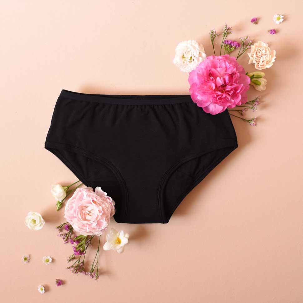 shorty menstruel bertyne avec fleurs